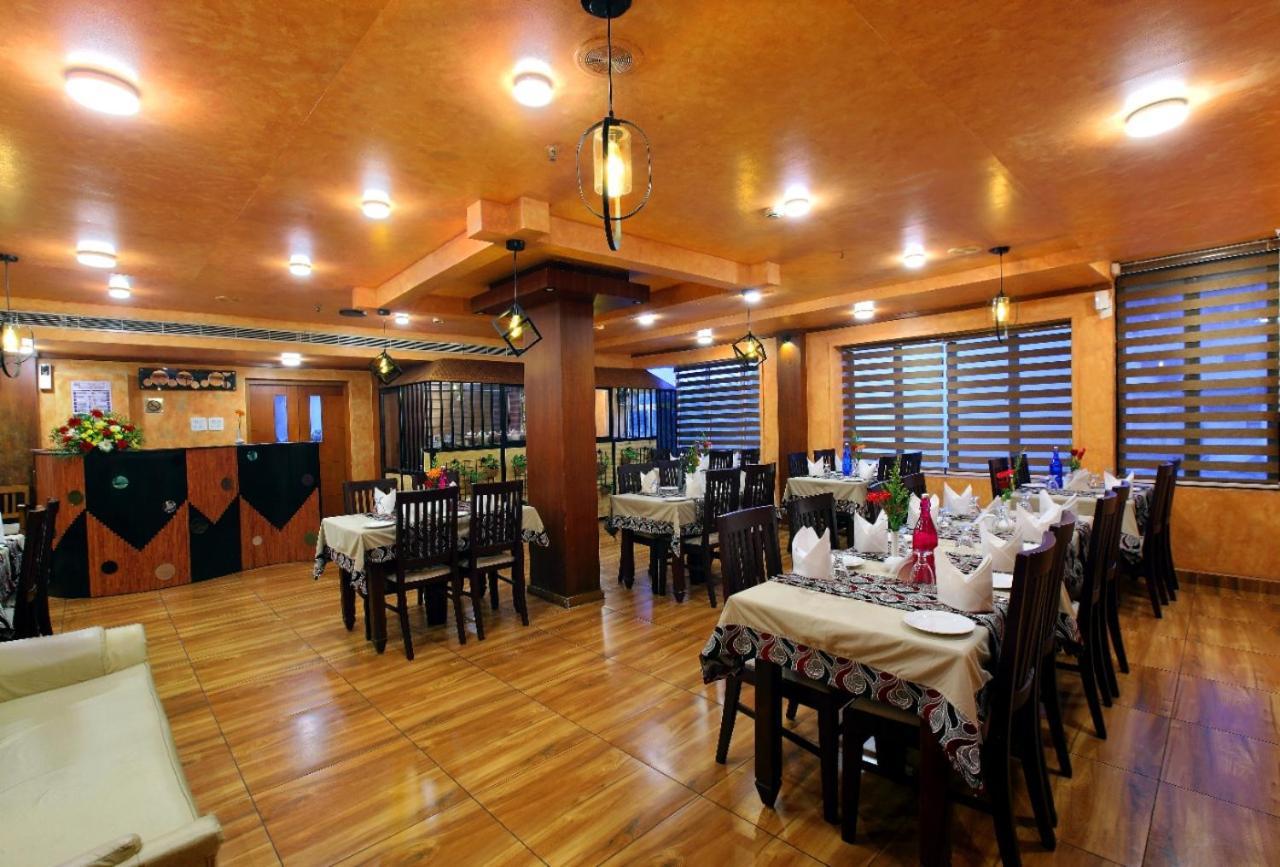 SREEVALSAM RESIDENCY Kulanada Hotel Tamarakulam Bagian luar foto